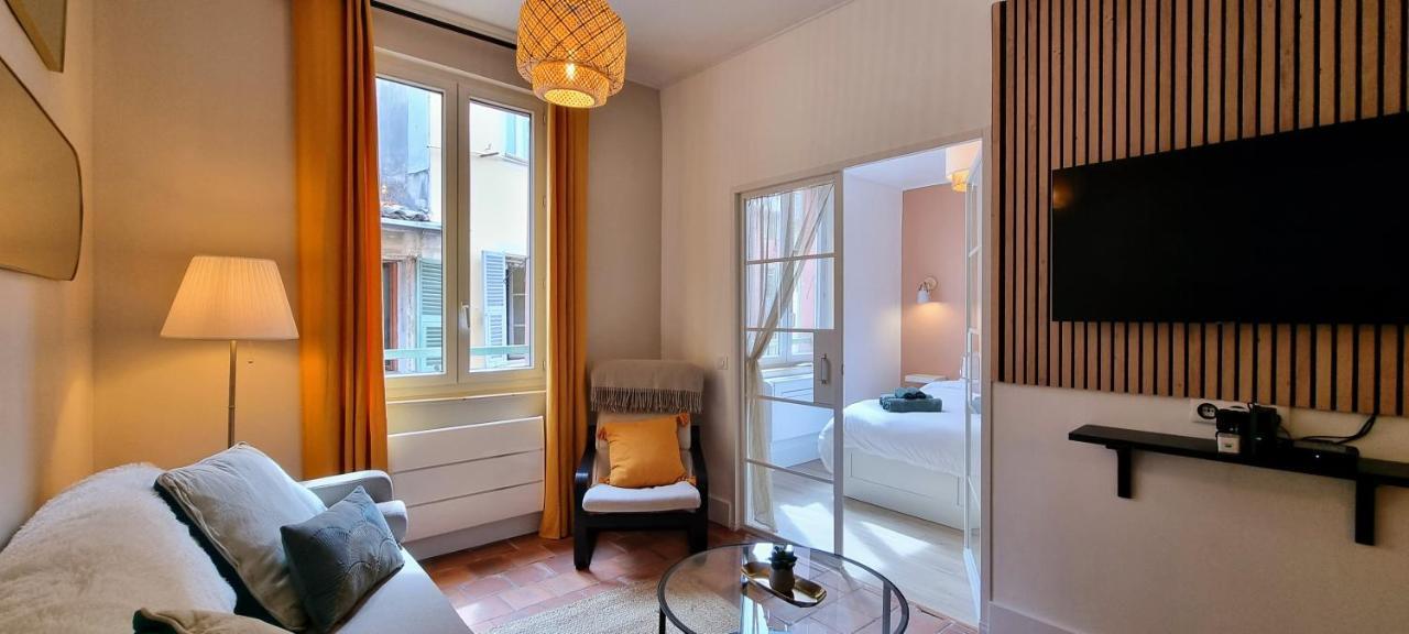 Charming Appartement In Vieux نيس المظهر الخارجي الصورة