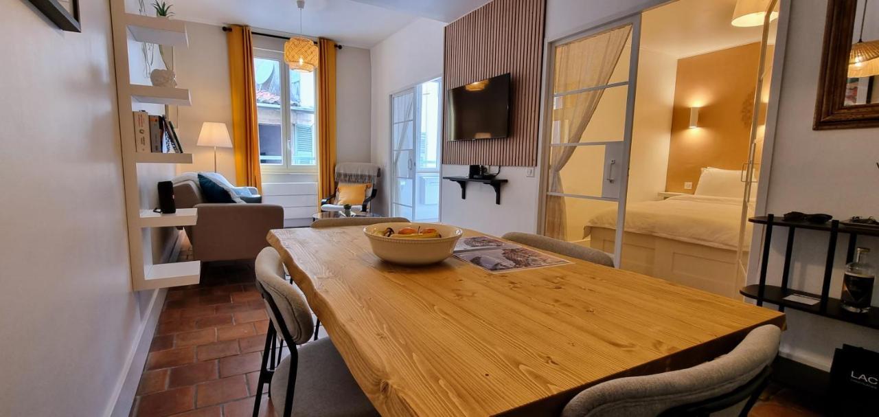 Charming Appartement In Vieux نيس المظهر الخارجي الصورة