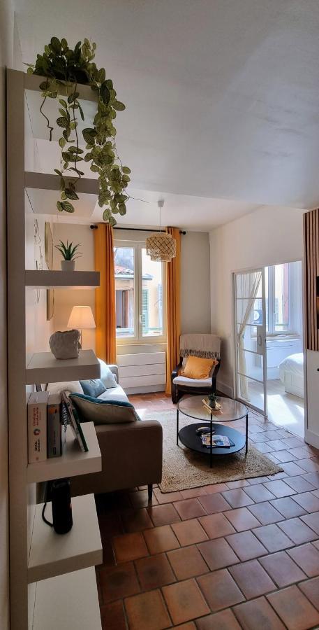 Charming Appartement In Vieux نيس المظهر الخارجي الصورة