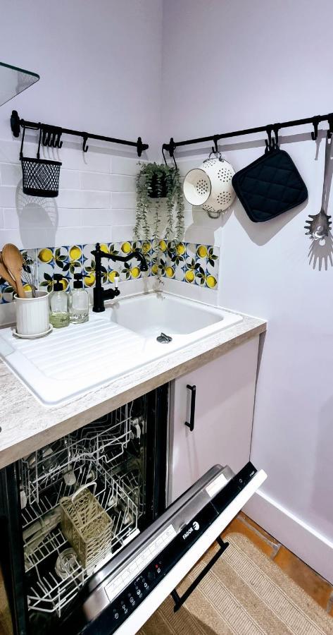 Charming Appartement In Vieux نيس المظهر الخارجي الصورة
