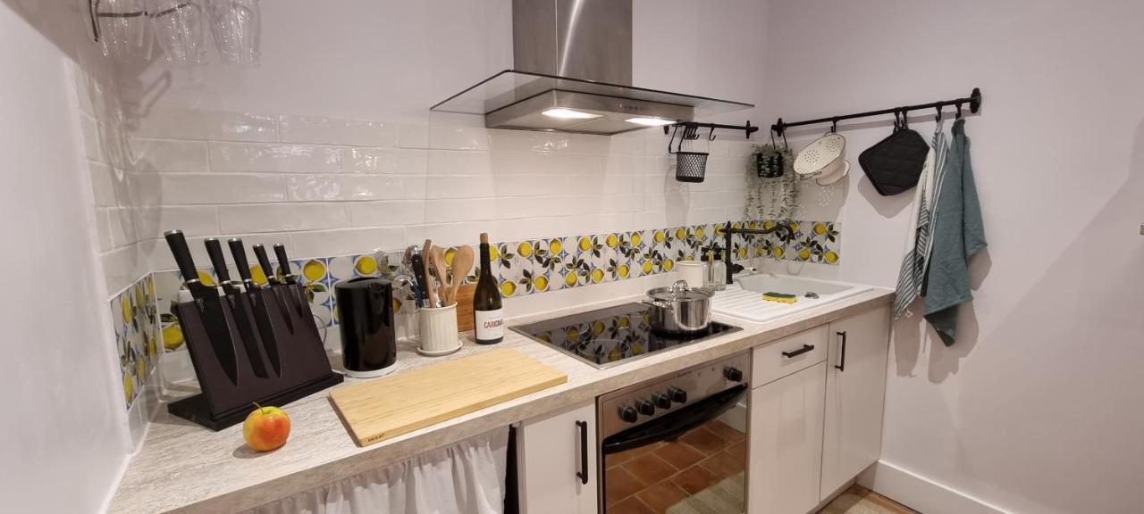 Charming Appartement In Vieux نيس المظهر الخارجي الصورة